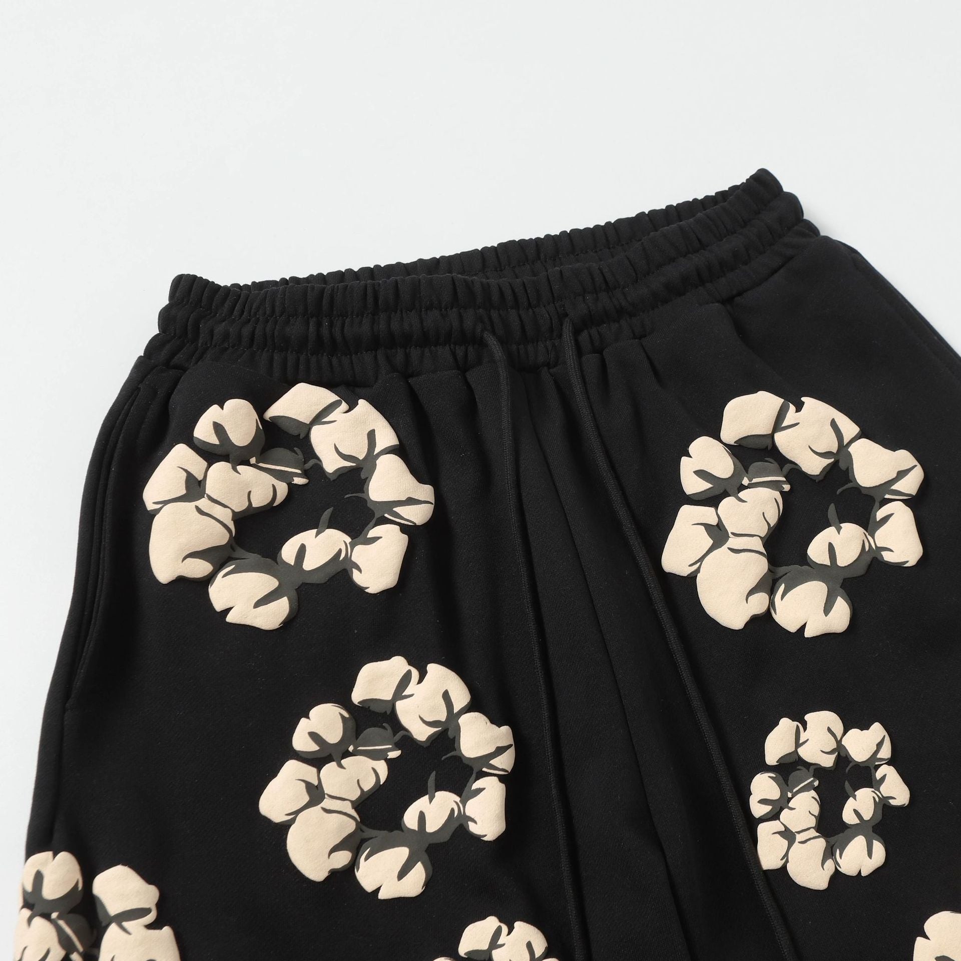 Denim Tears The Cotton Wreath Shorts DENIM TEARS